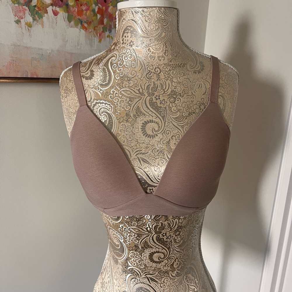 Aerie Seamless Bra for Everyday Comfort